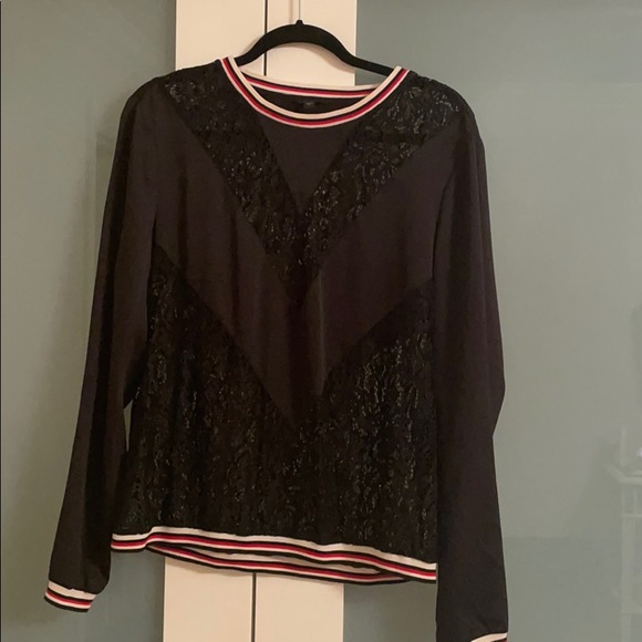 Guess lace detail blouse - Picture 1 of 6